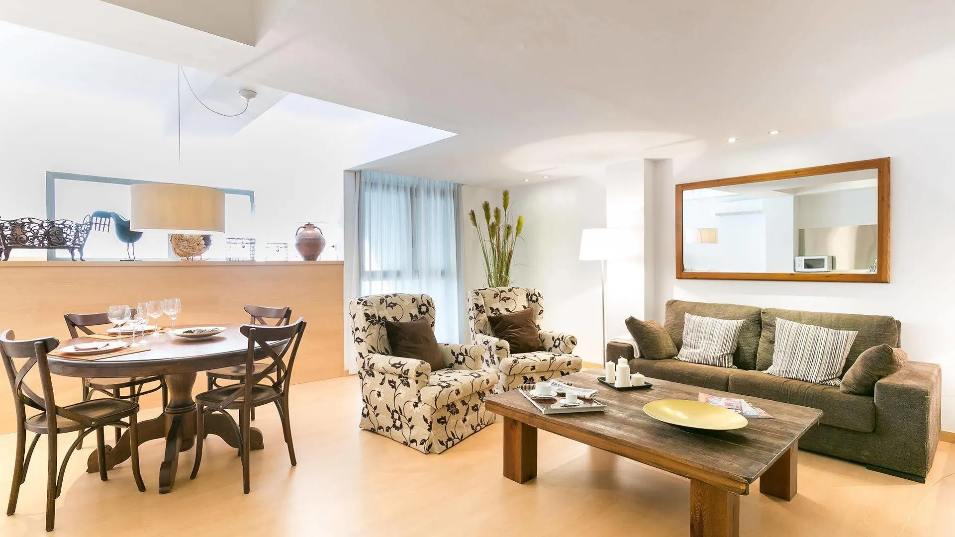 Serennia Cest Apartamentos Arc De Triomf Barcelona Lejlighed