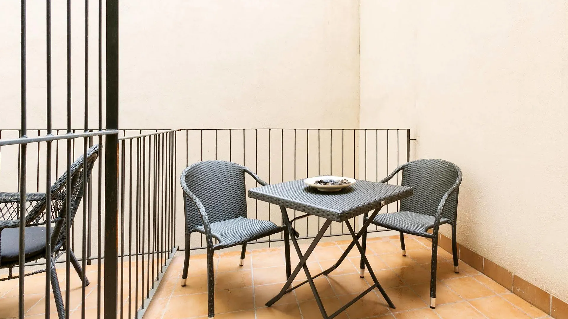 Serennia Cest Apartamentos Arc De Triomf Barcelona 0*,  Spanien