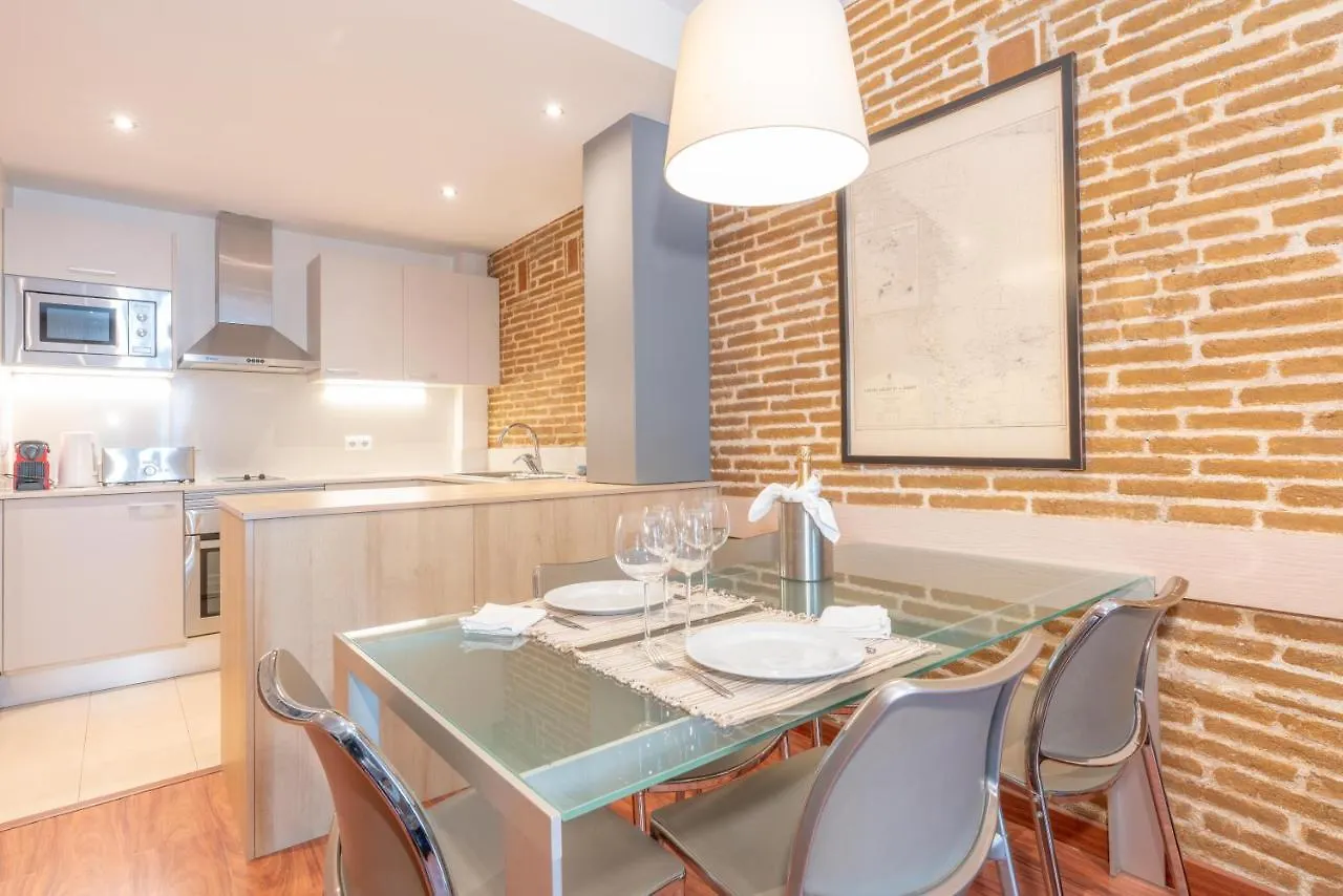 Serennia Cest Apartamentos Arc De Triomf برشلونة