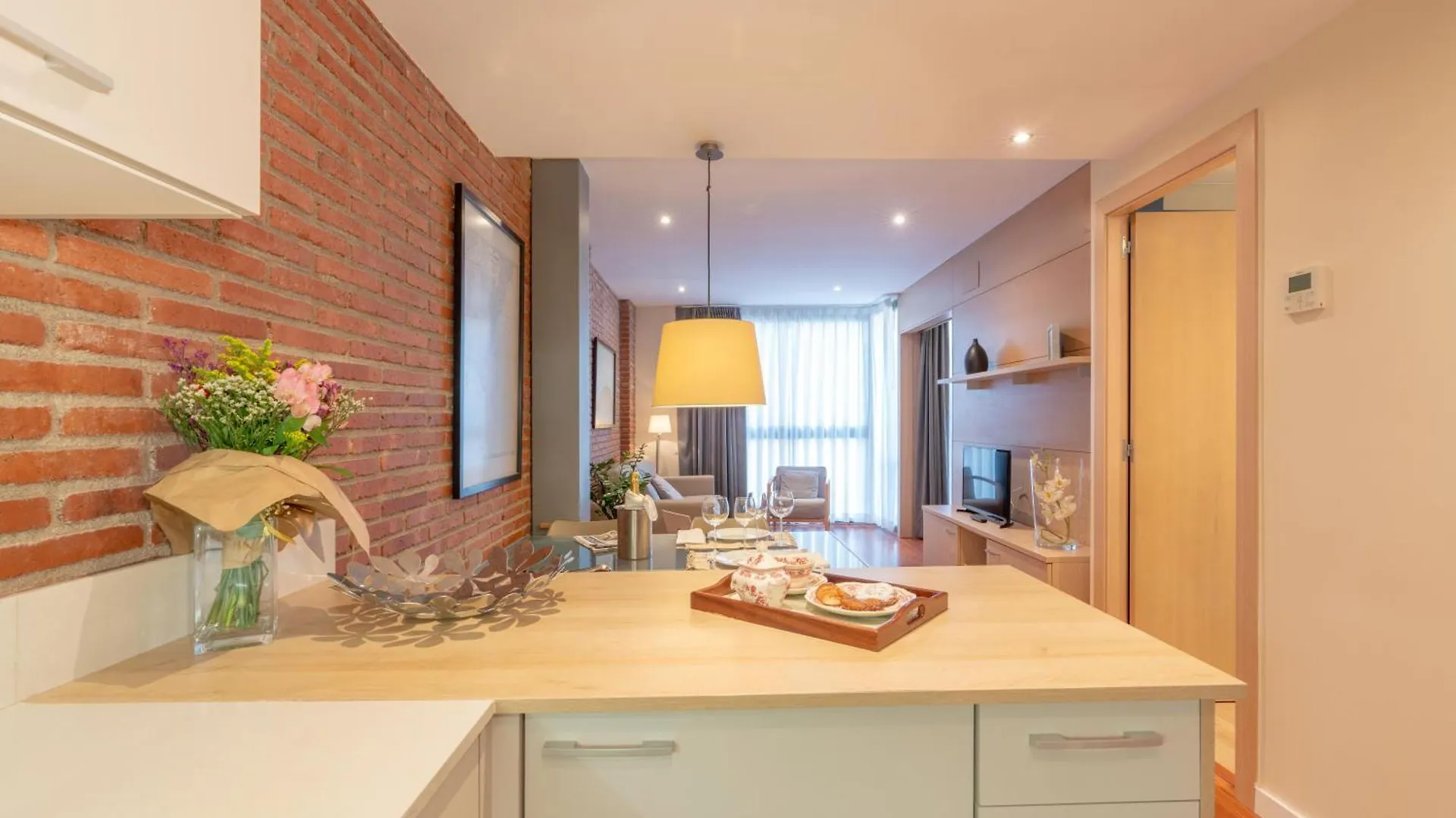 Serennia Cest Apartamentos Arc De Triomf برشلونة 0*,