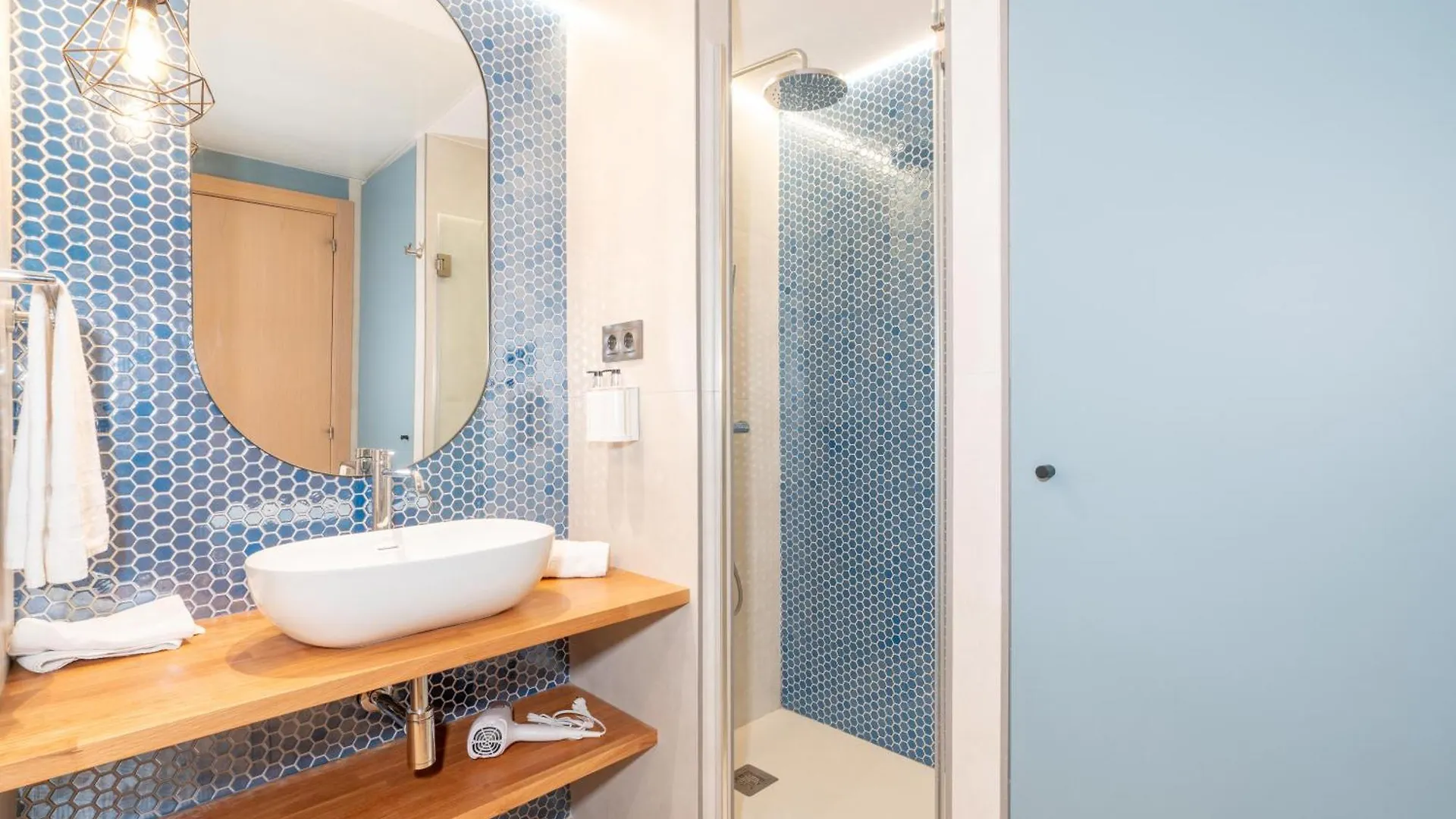 شقة Serennia Cest Apartamentos Arc De Triomf برشلونة إسبانيا