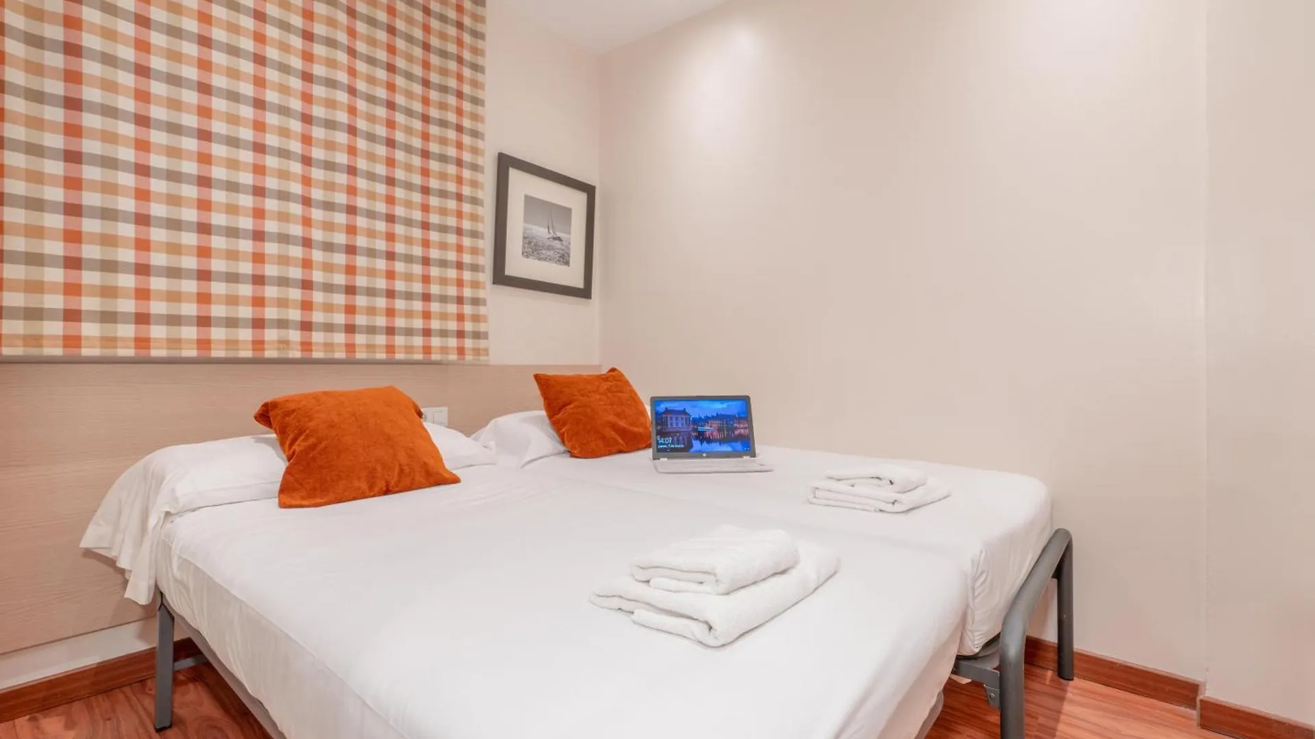 شقة Serennia Cest Apartamentos Arc De Triomf برشلونة إسبانيا