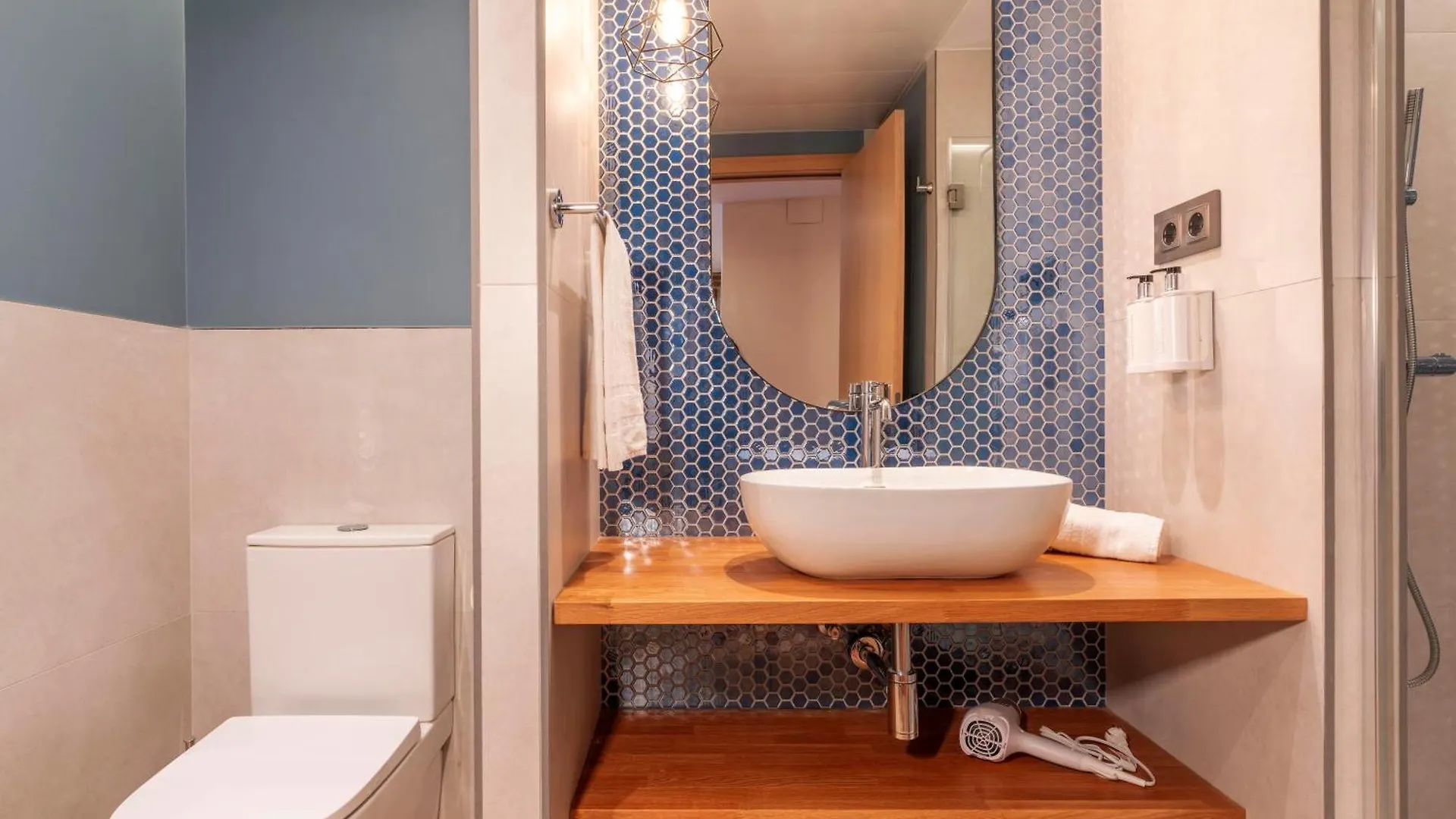 Serennia Cest Apartamentos Arc De Triomf Barcelona Lejlighed