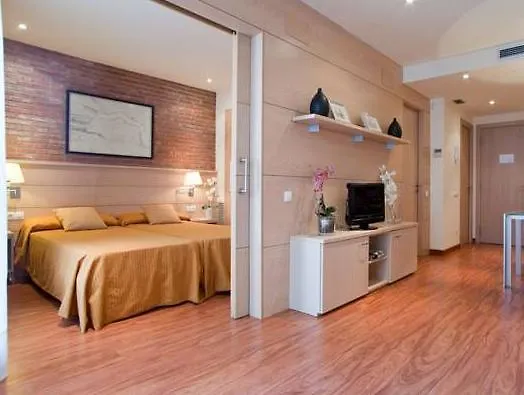 شقة Serennia Cest Apartamentos Arc De Triomf برشلونة إسبانيا