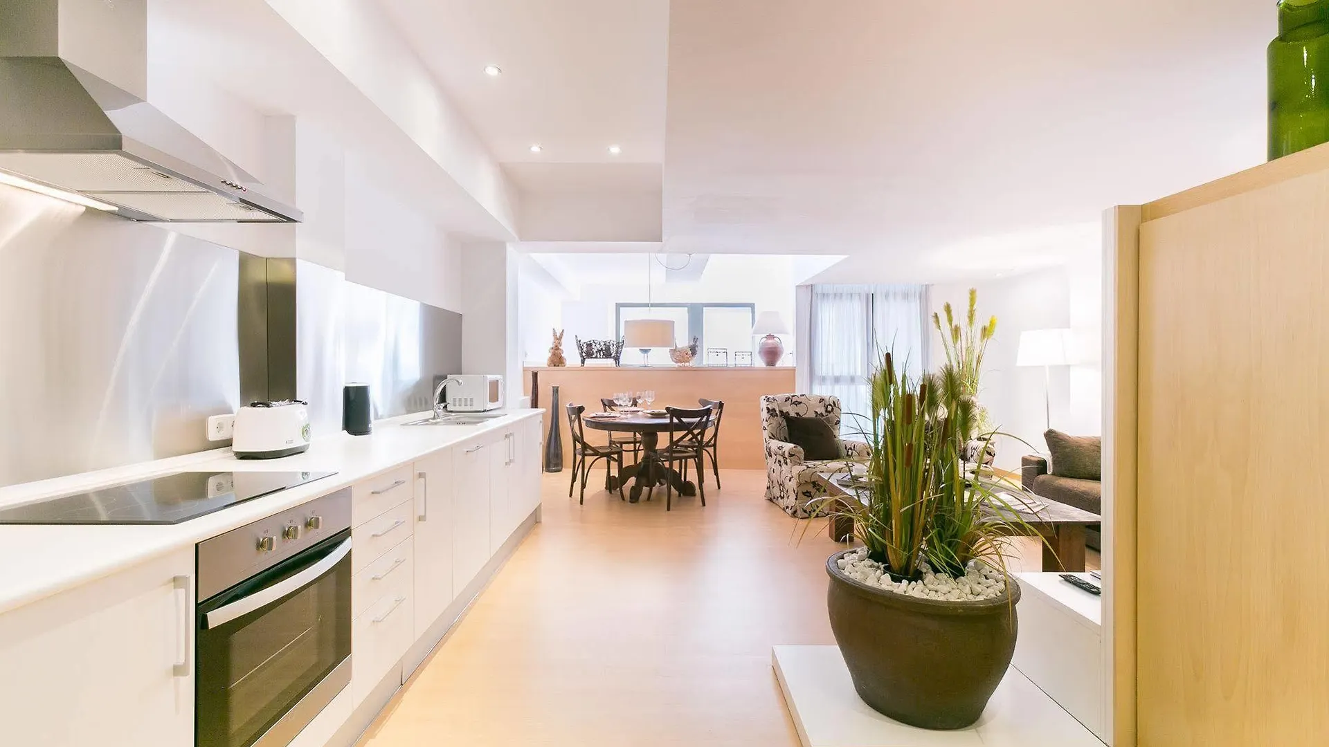 Lejlighed Serennia Cest Apartamentos Arc De Triomf Barcelona Spanien