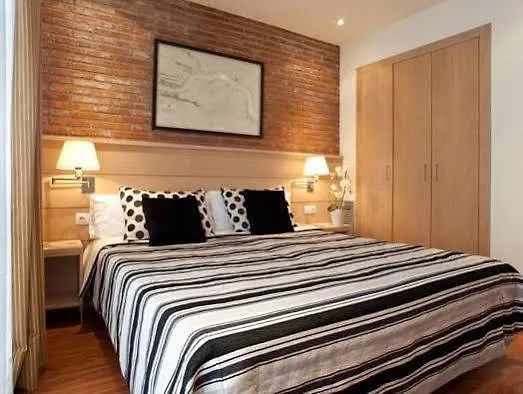 شقة Serennia Cest Apartamentos Arc De Triomf برشلونة
